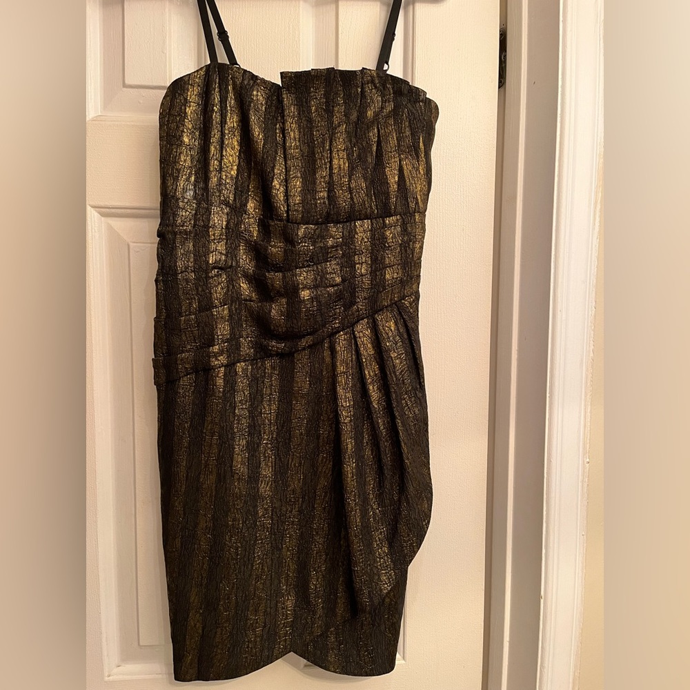 Metallic Art Deco dress can be worn with or without straps